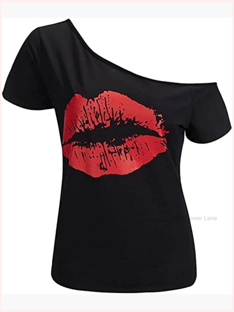 Off Shoulder Lips Print Plus Size T-Shirt Top